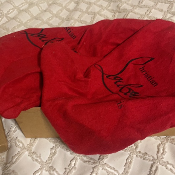 Christian louboutin heels - Picture 10 of 11